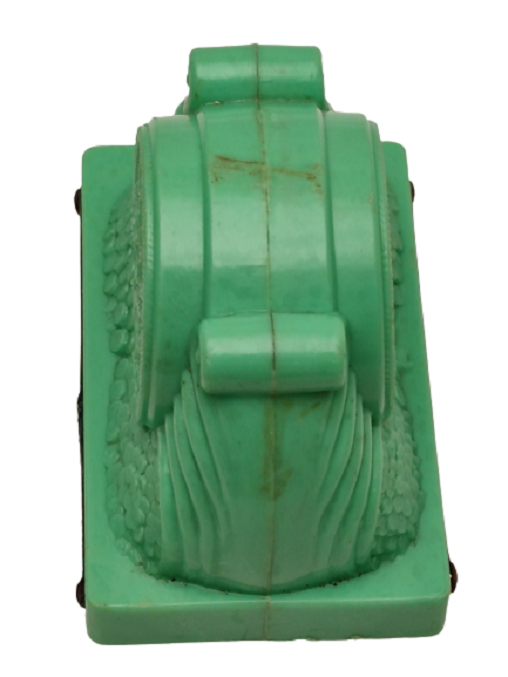 1960 YEŞİL BAKALİT ÜZERİ KABARTMA AMBLEMLİ EMNİYET SANDIĞI KUMBARA