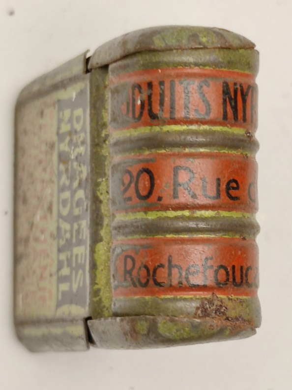 DRAGEES NYRDAHL IBOGAINE İLAÇ REKLAMLI TENEKE KAPAKLI KİBRİT KUTUSU