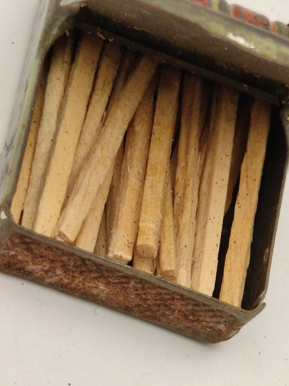 DRAGEES NYRDAHL IBOGAINE İLAÇ REKLAMLI TENEKE KAPAKLI KİBRİT KUTUSU