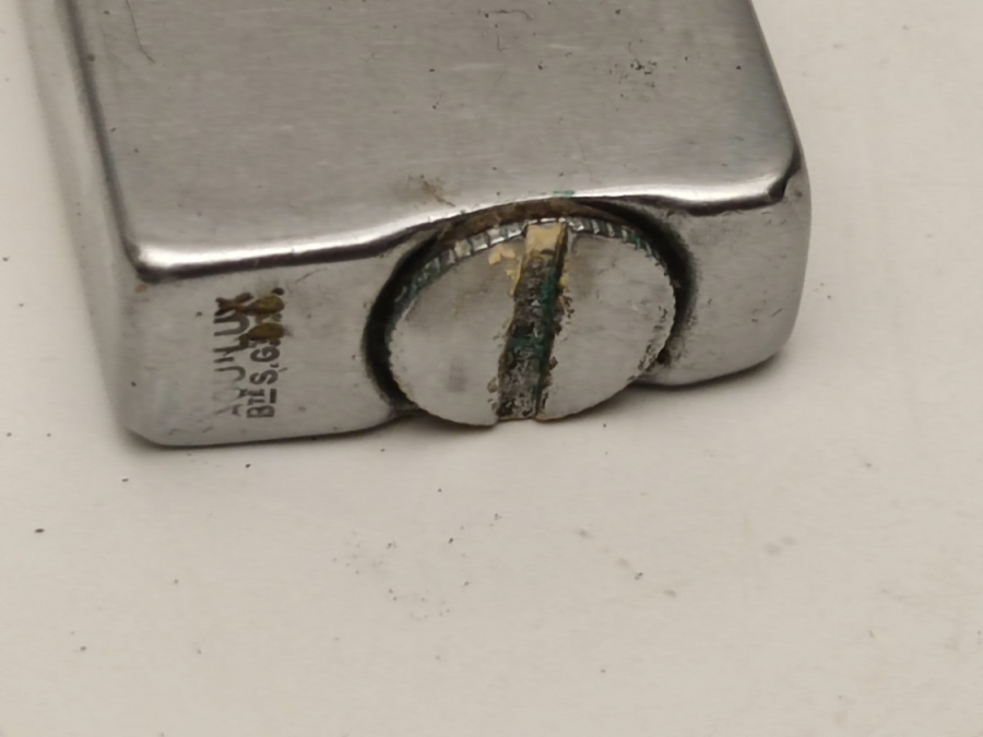 1960 BENZİNLİ TAŞLI MEKANİK METAL ÇAKMAK LİGHTER