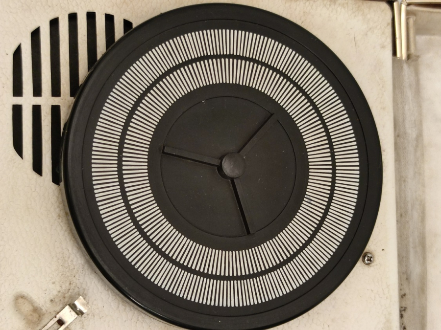 1960 SEYEHAT İCİN TASARLANMIŞ PİLLİ JAPON MALI 33 45 DEVİR PLAK CALAN CANTA ŞEKLİNDE MİNİ PİKAP