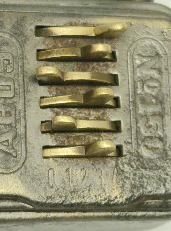 VİNTAGE ABUS COMBİ NO 150 / 40 MM D.B.P-DBGM GERMANY KOMBİNASYONLU  ŞİFRELİ CELİK ASMA KİLİT