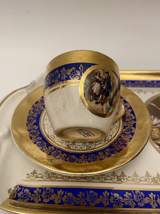 SÜMERBANK EL BOYAMA KENARLARI ALTIN CEKME YALDIZ PORSELEN ÇİFT KİŞİLİK KAHVE TAKIMI