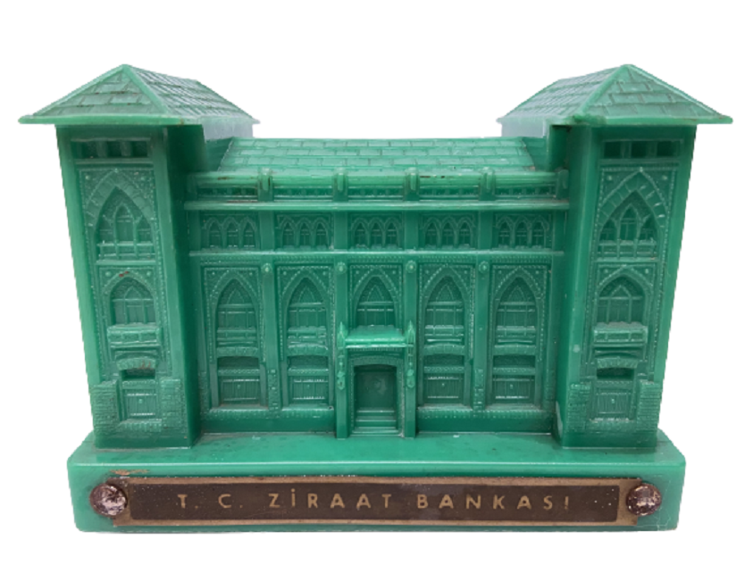 TÜRKİYE CUMHURİYETİ ZİRAAT BANKASI YEŞİL MERKEZ BANKA BİNASI ŞEKLİNDE KUMBARA 