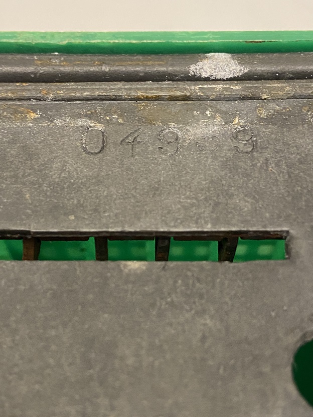 TÜRKİYE CUMHURİYETİ ZİRAAT BANKASI YEŞİL MERKEZ BANKA BİNASI ŞEKLİNDE KUMBARA 