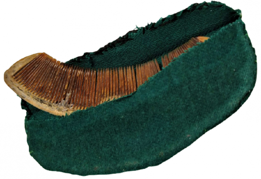 OSMANLI ORJINAL TEKKE İŞİ DERVİŞ SAKAL TARAGI KEMİKTEN EL İŞİ AY YILDIZ İŞLEMELİ YEŞİL BEZ KILIFINDA 