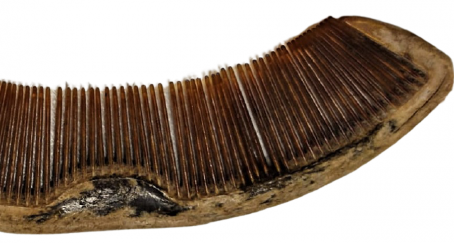 OSMANLI ORJINAL TEKKE İŞİ DERVİŞ SAKAL TARAGI KEMİKTEN EL İŞİ AY YILDIZ İŞLEMELİ YEŞİL BEZ KILIFINDA 