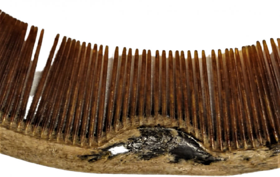 OSMANLI ORJINAL TEKKE İŞİ DERVİŞ SAKAL TARAGI KEMİKTEN EL İŞİ AY YILDIZ İŞLEMELİ YEŞİL BEZ KILIFINDA 