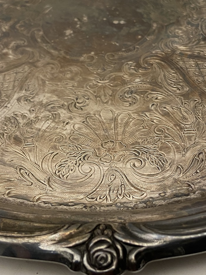 FIRANSIZ KULPLU GÜMÜŞ KAPLAMA ÜZERİ İŞLEMELİ GELİN KAHVE SUNUM SERVİS TEPSİSİ