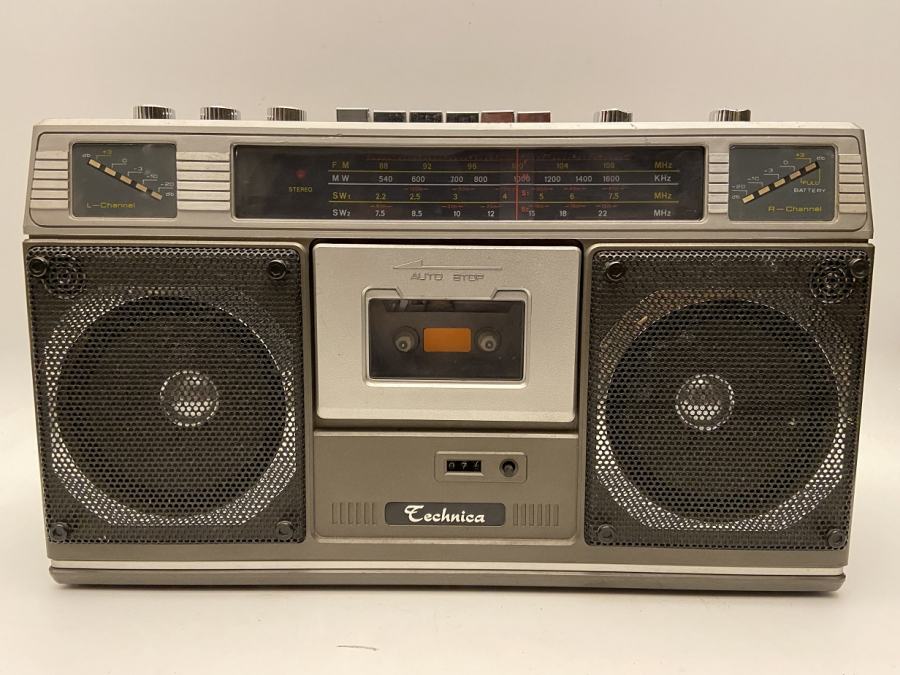 VİNTAGE TECHNİCA RC - 4J2DL KASET ÇALAR RADYO TEYP STEREO 