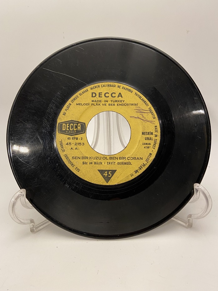 NESRİN ÜNAL KADER BÖYLE YAZMIŞ YAZIMI - SEN BİR KUZU OL BEN BİR ÇOBAN 45 LİK YERLİ PLAK