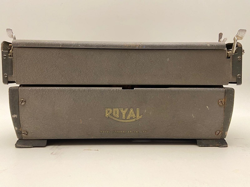 1940 ROYAL MEKANİK METAL KASA CAMLI ŞEFFAF TUŞLAR SORUNSUZ CALIŞAN DAKTİLO F KLAVYE 