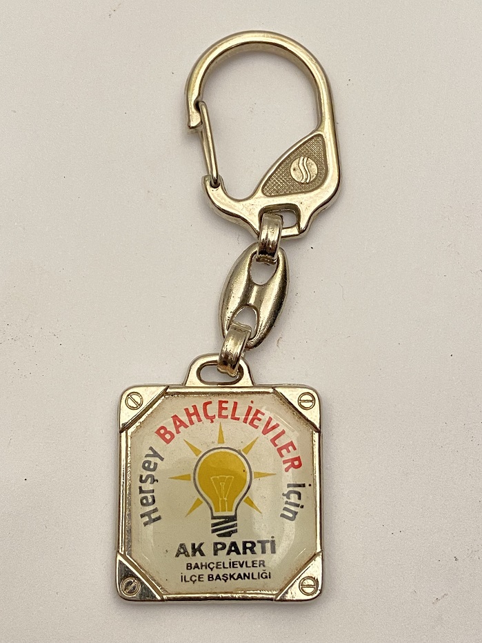 AK PARTİ BAHÇELİEVLER İLÇE BAŞKANLIĞI OSMAN DEVELİOĞLU ANAHTARLIK