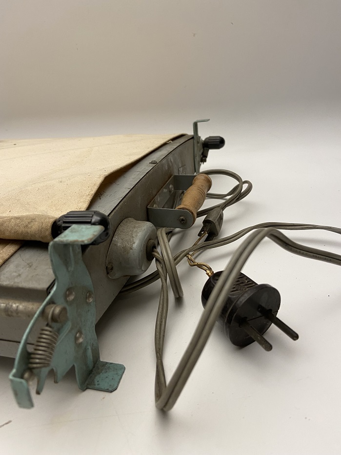 1940 YENİ BASILMIŞ SİYAH BEYAZ ISLAK FOTOĞRAF KARTI KURUTMA MAKİNESİ ELEKTİRİKLİ