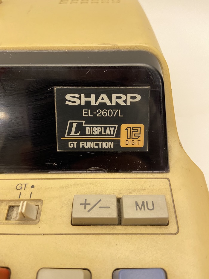 SHARP EL-2607L BÜYÜK BOY ELEKTRONİK ŞERİTLİ YAZILI KAGIT DÖKÜMAN ÇIKARTAN HESAP MAKİNESİ SORUNSUZ