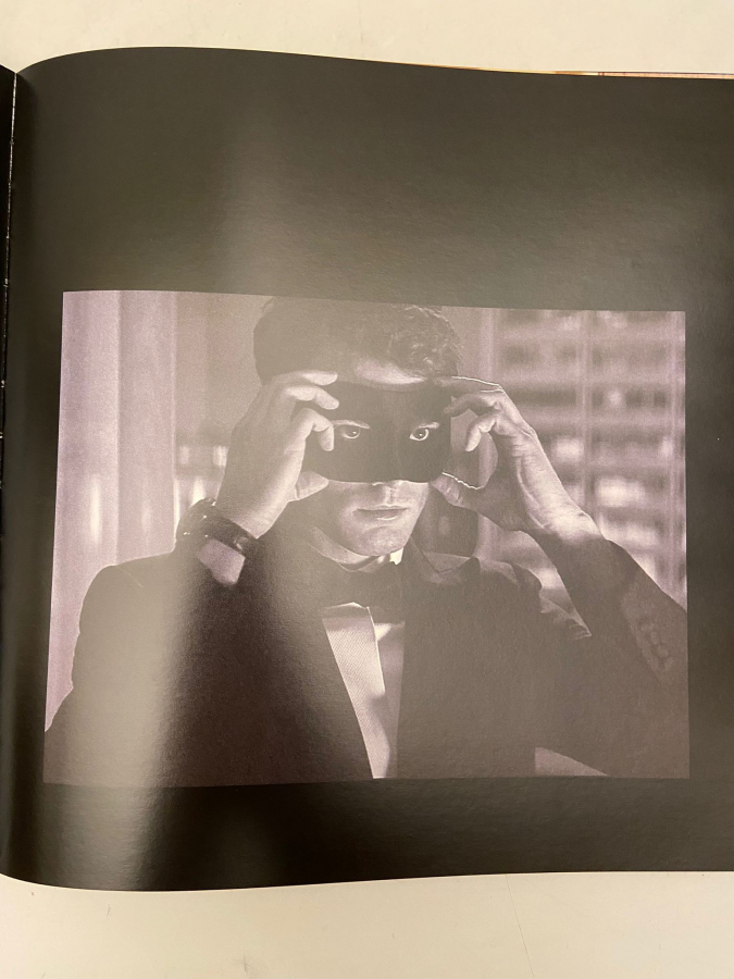 CELEBRATING FIFTY SHADES IN FIFTY IMAGES FOTOĞRAF ALBÜMÜ
