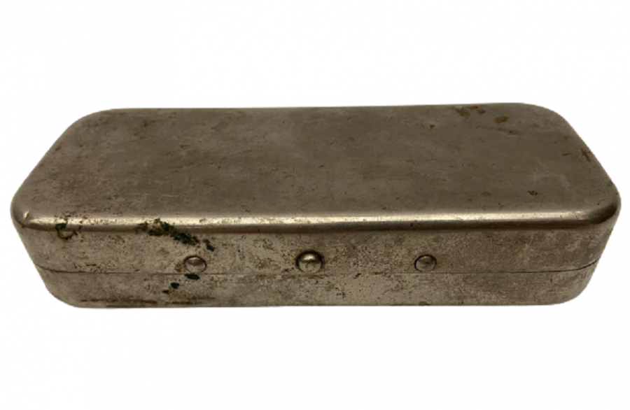 1950 ORİJİNAL METAL KUTUSUNDA VİNTAGE CAM İGNE VE ENJEKTÖR