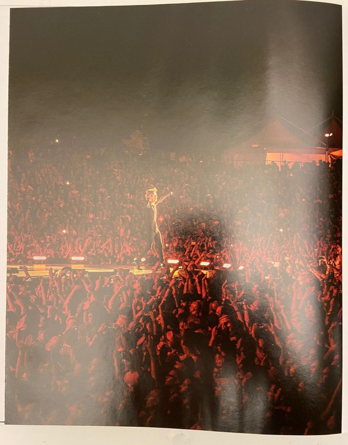 MUHSİN AKGÜN SÖZ VE MÜZİK İSTANBUL FOTOĞRAF KİTABI