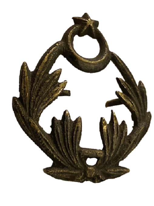 PTT PİRİNÇ ŞAPKA ONUNE TAKILAN CELEK UZERİ AY YILDIZ  KOKART