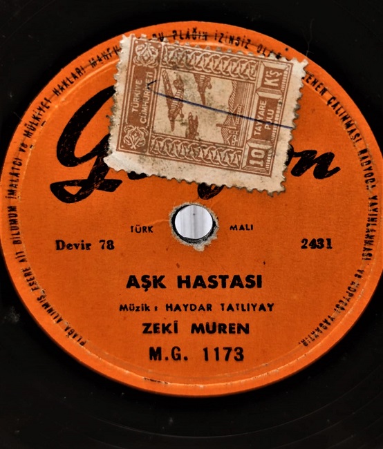 78 DEVİR TAŞ PLAK  ZEKİ MÜREN AKLIMDA SEN FİKRİMDE SEN  -  AŞK HASTASI  ORJİNAL KABINDA COK TEMİZ 