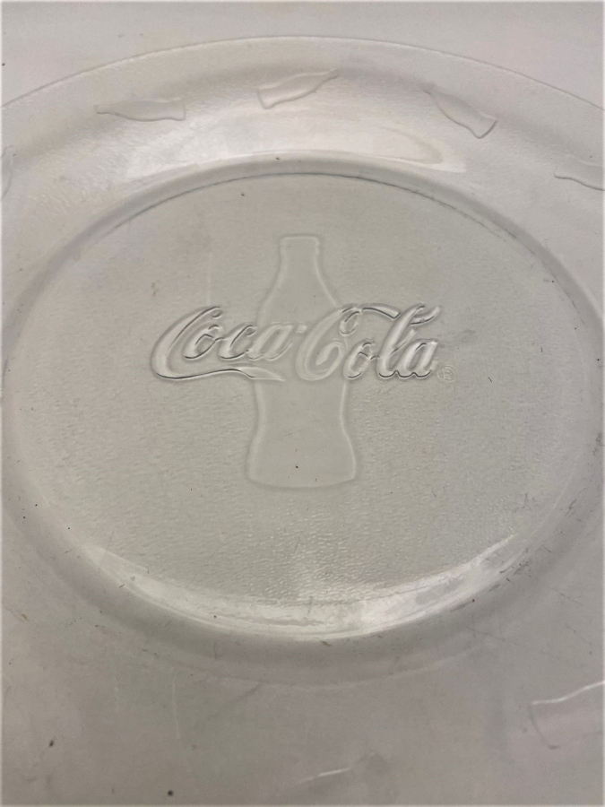 COCA COLA  KABARTMA ŞİŞE RESİMLİ CAM ŞEFFAF SERVİS İKRAM SUNUM TABAĞI