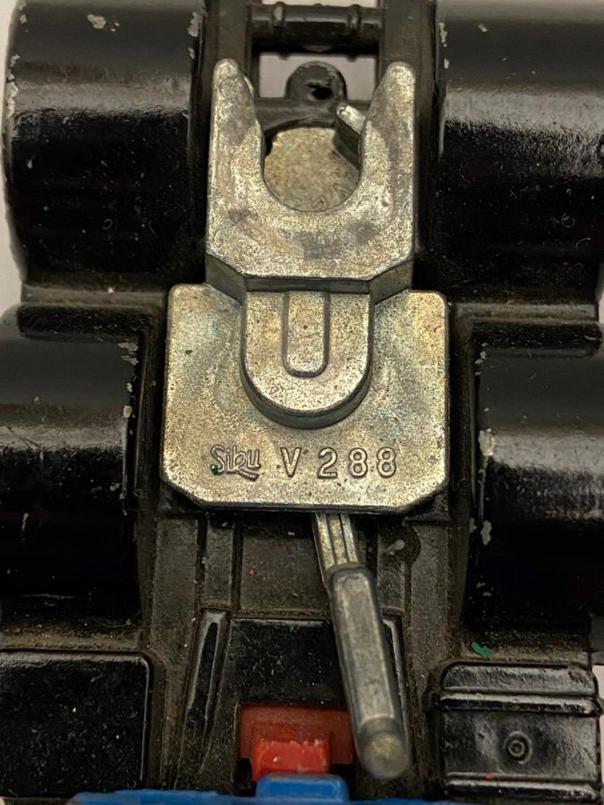 ALMAN SİKU HENSCHEL F201S - 2A V 288 OYUNCAK KAMYON