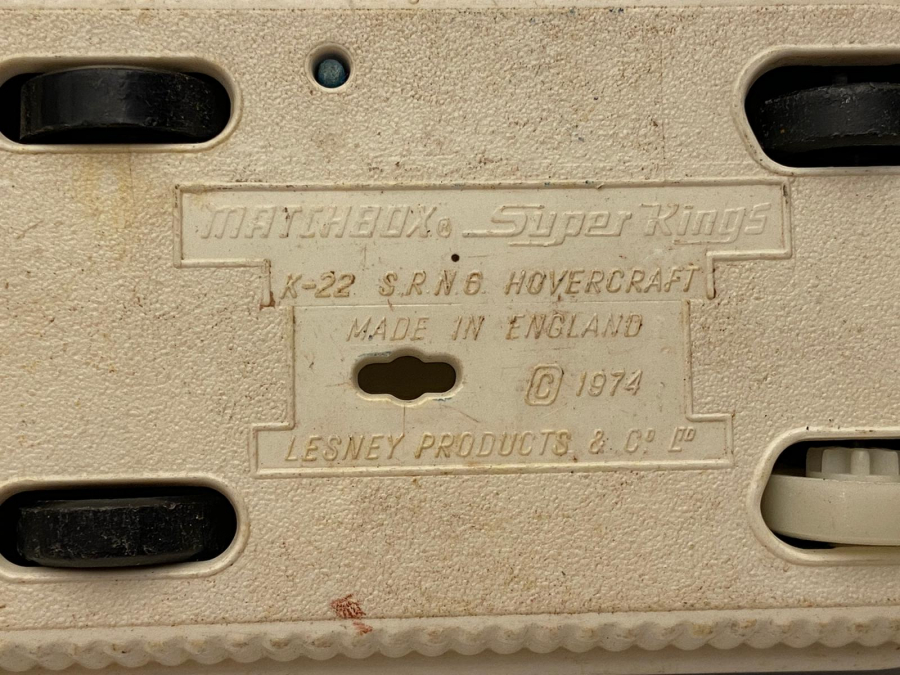 1974 İNGİLİZ MATCHBOX SUPERKİNGS K-22 SRNG HOVERCRAFT KOLEKSİYONLUK OYUNCAK TEKNE