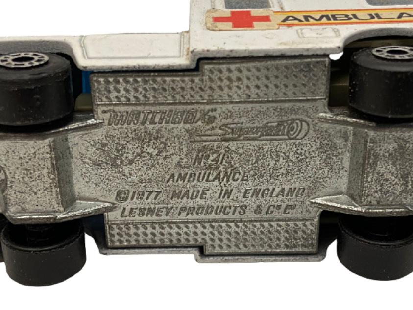 1977 İNGİLİZ MATCHBOX SUPERFAST SERİES AMBULANCE NO 41 KOLEKSİYONLUK OYUNCAK AMBULANS