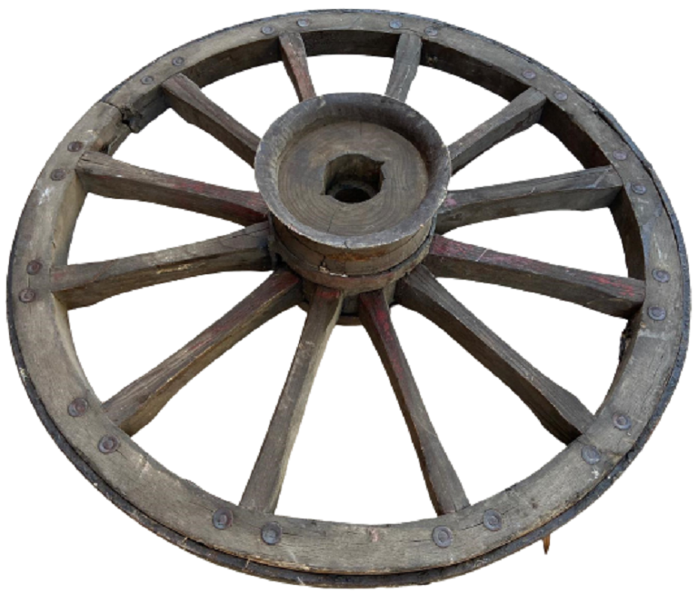 1940 EL YAPIM TAHTA AT ARABASI TEKERLEĞİ ETRAFI  SICAK DÖGME DEMİR CEMBERLİ TAMAMEN ELDE YAPILMIŞ  AHŞAP TEKERLEK