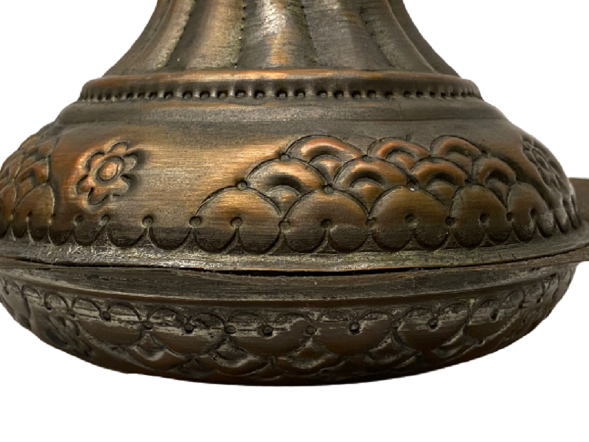 BOLU YÖRESİ BAKIR EL DÖVME KAPAKLI ALT ÜST İŞLEMELİ YEMEK SUNUM SAHAN