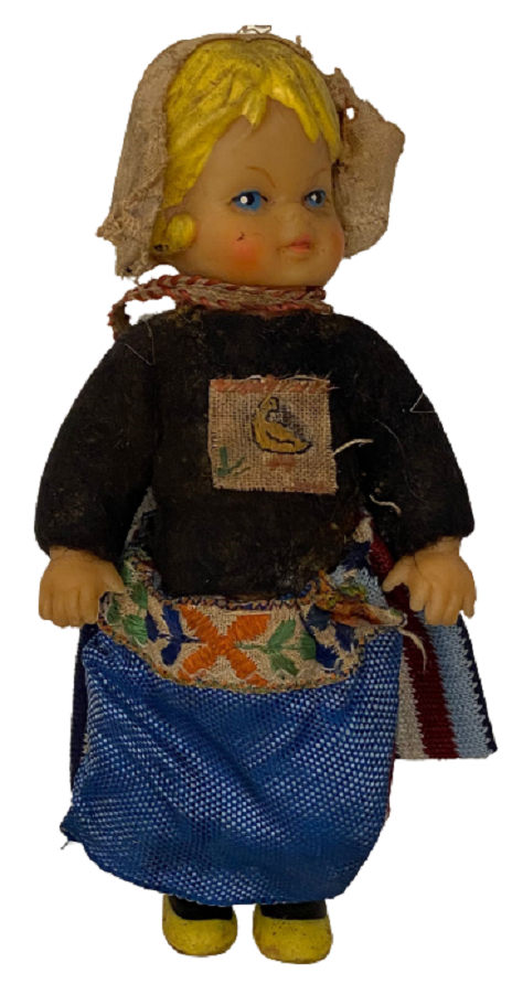 EL YAPIMI YÖRESEL ELBİSELİ GİYİNMİŞ OYUNCAK BEBEK 