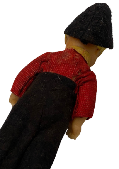 EL YAPIMI YÖRESEL ELBİSELİ GİYİNMİŞ OYUNCAK BEBEK 