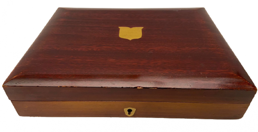 I.E & S DAMGALI ORİJİNAL AHŞAP KUTUSUNDA 12 PARÇA BIÇAK & ÇATAL SETİ