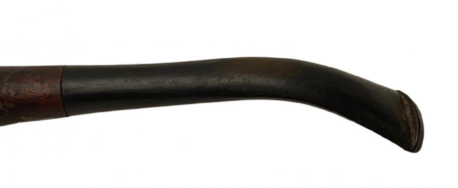 TÜTÜN İÇİLMESİ İÇİN GÜLÜN KÖK AGACINDAN YAPILMIŞ PİPO 