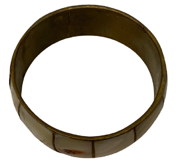 1960 SARI ÜZERİ İRİ SEDEF PARCALARLA  KARE KESİM DİZİM  İŞLEMELİ BAYAN BİLEZİK