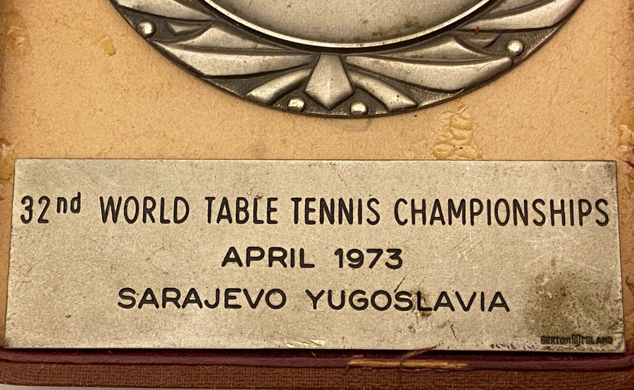 NISAN 1973 32. DÜNYA MASA TENİSİ ŞAMPİYONASI SARAJEVO YUGOSLAVIA BAŞARI ÖDÜLÜ