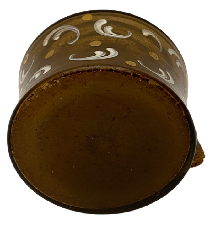 1930 POMPALI SİSTEM ÜZERİ MİNE İŞLEMELİ BOHEM CAM PARFÜM ŞİŞESİ