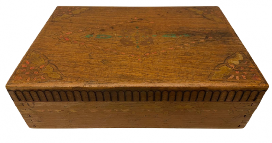 AHŞAP KIRLANGIC GECME ÜZERİ YANLARI EL SÜSLEME KAPAKLI PURO KUTUSU