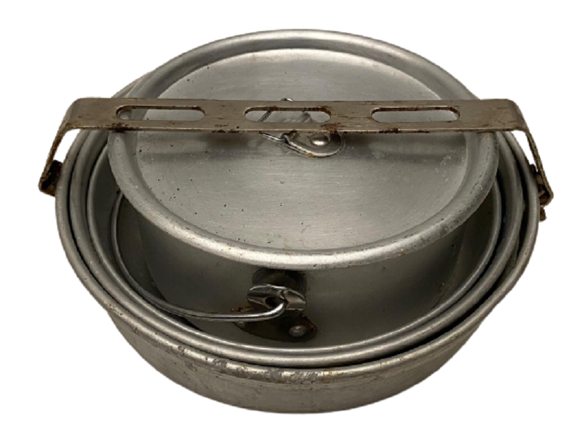 1950 METAL ALÜMİNYÜM ASKER  KARAVANA AVCI TİPİ YEMEK PİŞİRME YAPMA SETİ KABI