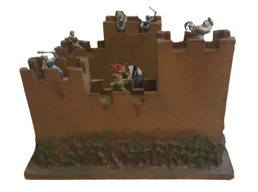 1970 ETRAFI BURCLARLA CEVRİLİ ASKERİ KALE  MUDAFA SAVAŞ KALESİ İÇERSİNDE 11 ASKER BULUNMAKDA ALMAN MALI OYUNCAK