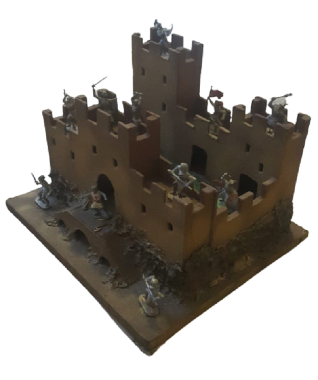 1970 ETRAFI BURCLARLA CEVRİLİ ASKERİ KALE  MUDAFA SAVAŞ KALESİ İÇERSİNDE 11 ASKER BULUNMAKDA ALMAN MALI OYUNCAK