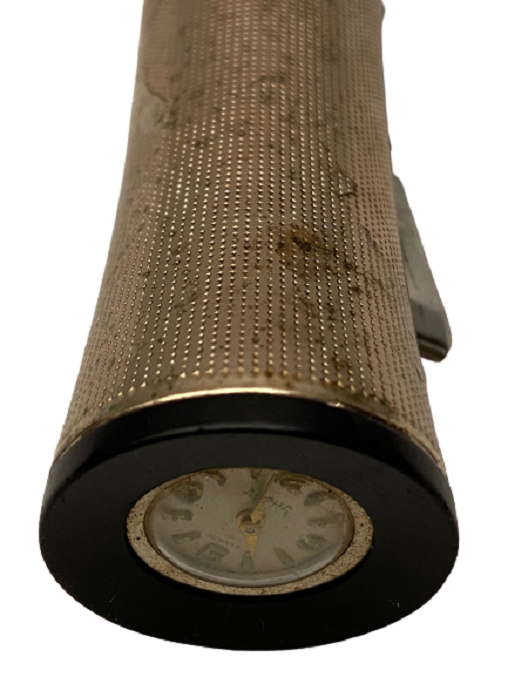 1950 ENGLAND RONSON  REG LİGHTER  CAKMAK ALT KISMINDA  ALPHA MARKA KURMALI MEKANİK SAAT ÜZER İŞLEMELİ YANLARDA 2 ADET TAŞ ÇAKMAK