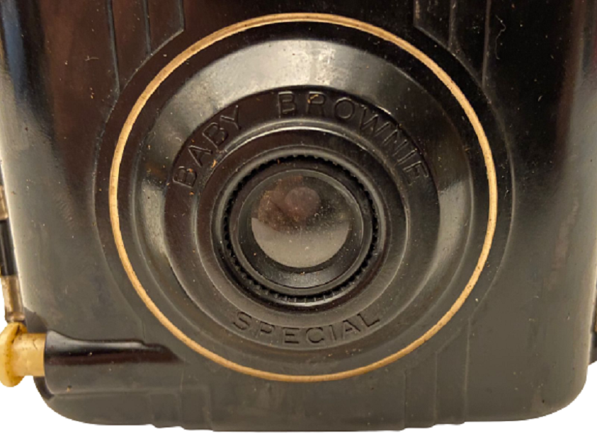 1940 BABY BROWNIE SPECIAL CAMERA  KAHVERENGİ BAKALİT KUTU MARKA DERİ ÇANTALI FOTOĞRAF MAKİNESİ