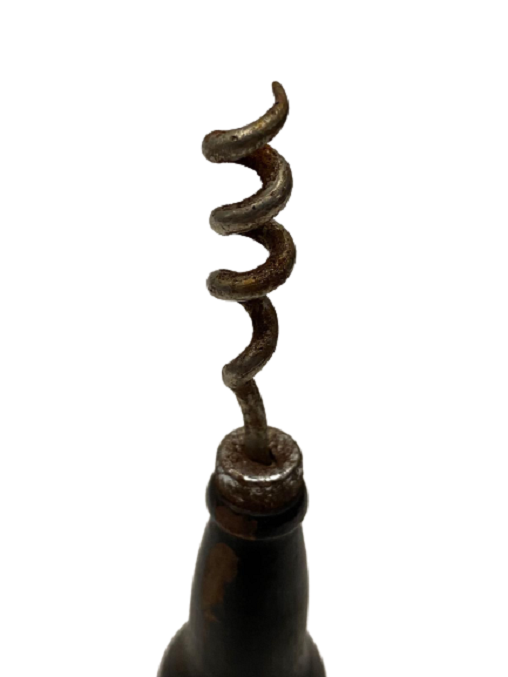 1930 BLACK & WHITE VİSKİ VE KONYAK  ŞİŞESİ FORMUNDA MANTAR ŞARAP AÇACAĞI TİRBÜŞON VE KONSERVE ŞİŞE ACACAGI YEŞİL VE SİYAH AHŞAPDAN 