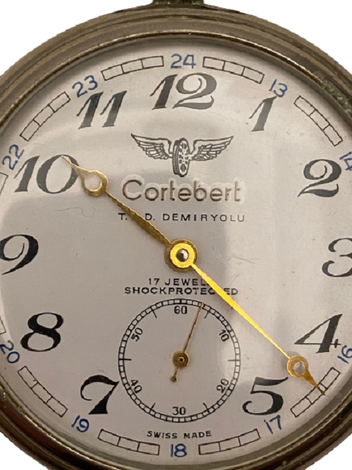 1930 İSVİCRE SWISS MADE T.C.D.D TÜRKİYE CUMHURİYETİ DEVLET DEMİRYOLU CORTEBERT KAPAKLI KÖSTEKLİ KURMALI MEKANİK SAAT SORUNSUZ