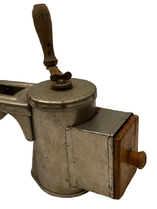 1940 MUTFAK EL ALETİ KOL İLE CEVİRMELİ MEKANİK ÖGÜTME  DEGİRMENİ