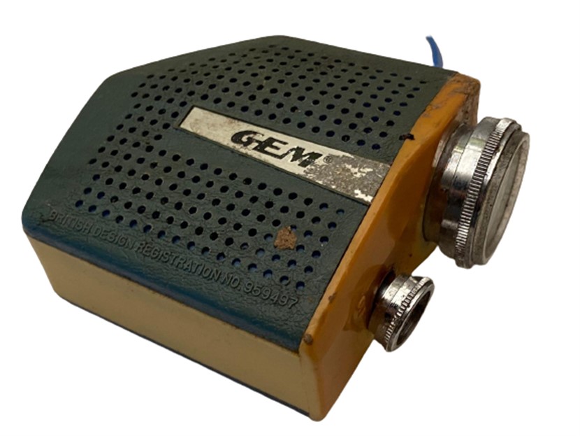 1970 GEM POCKET RADIO  HONG KONG PİLLİ CEP RADYO TEK DALGA MAVİ RENKDE