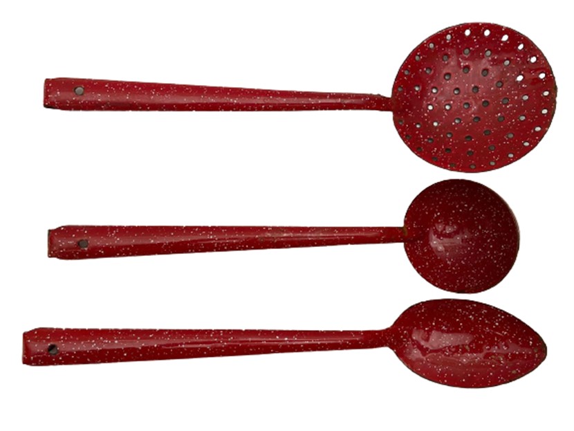 1950 ÜCLÜ KIRMIZI  BEYAZ PUANLI EMAYE SÜZGEÇLİ KAŞIK  KEPÇE  KAŞIK  MUTFAK SETİ COK TEMİZ