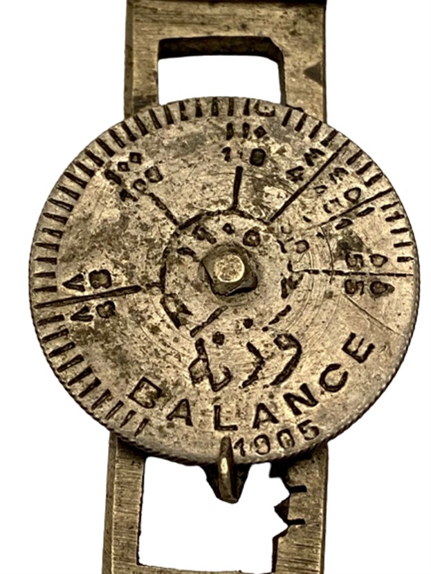 1905 OSMANLI ÜZERİ YAZILI KUYUMCU PARMAK TERAZİ  DİKRAN SOLAKIAN METAL TARTI ALETİ