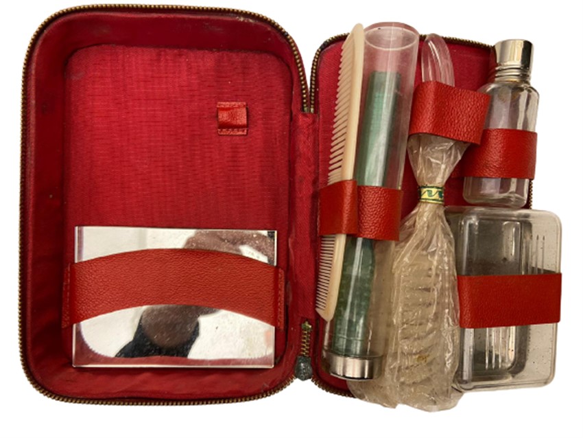 1960 SEYAHAT İÇİN TAM TAKIM FUL ACİL İHTİYAC  BAKIM ÇANTASI